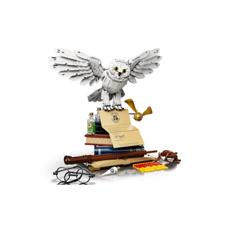 LEGO Harry Potter 76391 Hogwarts' Icons Collector's Edition