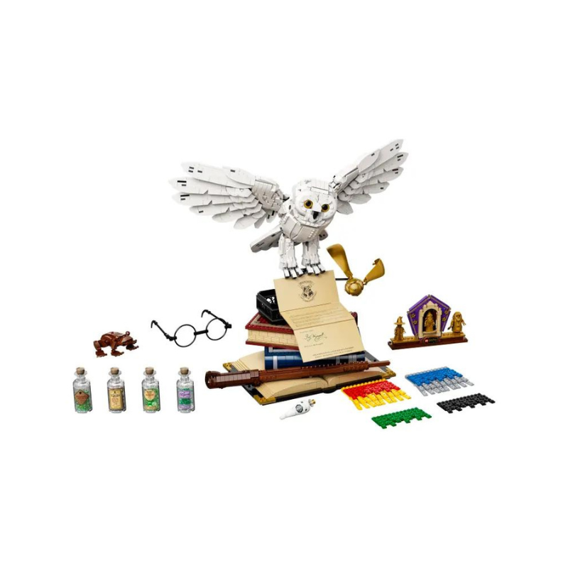 LEGO Harry Potter 76391 Hogwarts' Icons Collector's Edition